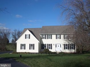 109 Robin Hill Dr, Oxford, PA 19363