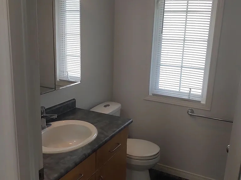 50 Hagan Ave — Photo 28
