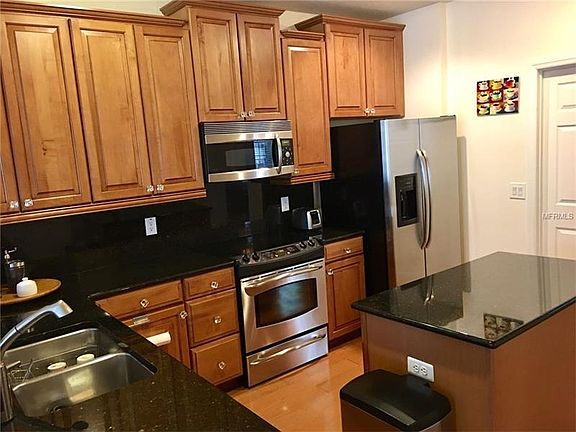 4th image of 5473 Baldwin Park St #10
