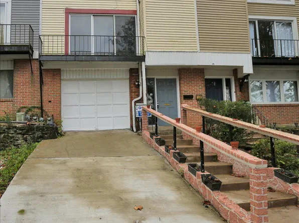 922 Summit Chase Dr, Reading, PA 19611