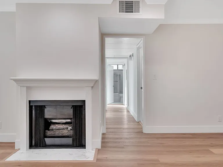 1520 N Vista St #203 — Photo 15