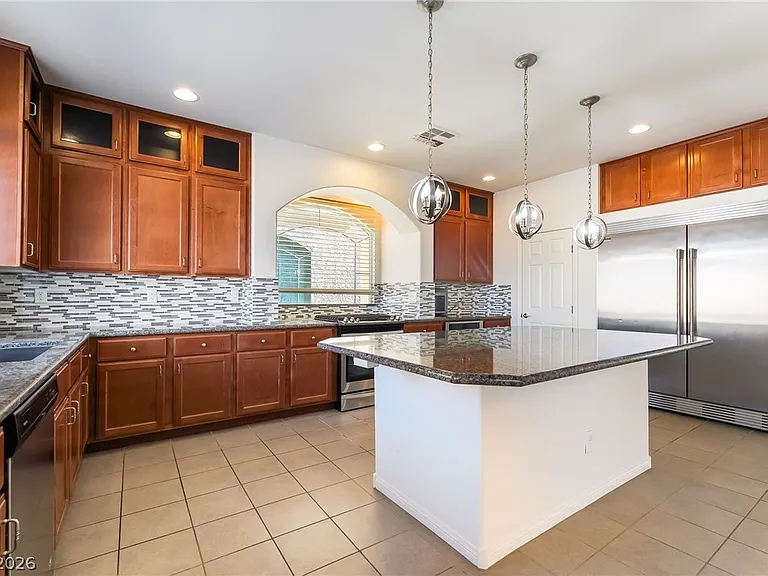 8137 Crimson Creek Ct — Photo 29