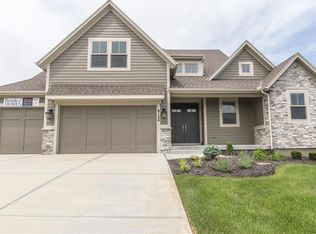 8124 Lone Elm Rd, Lenexa, KS 66220