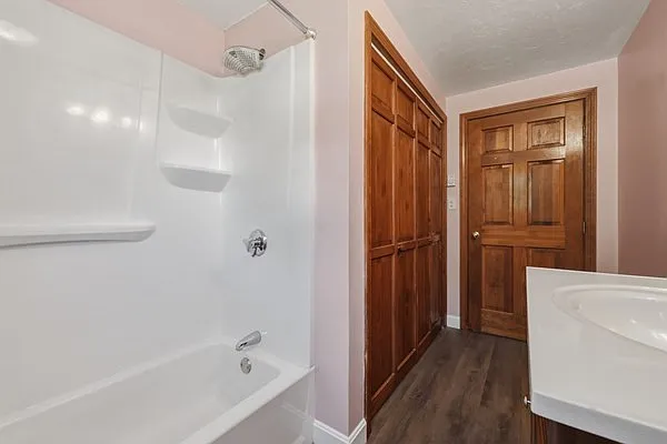 21 Janet Cir #B — Photo 4