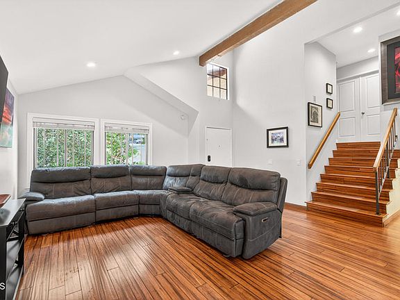 3rd image of 58 Westvale Rd