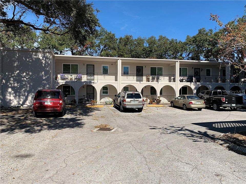 1st image of 2317 W Bristol Ave #104