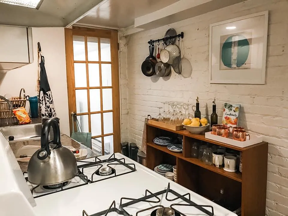 1 bed, 700 sqft, $1,500 — Photo 3