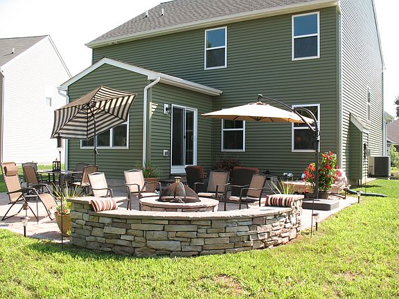 Patio with half wall