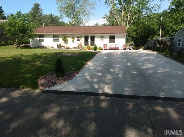 304 Oak St, Williamsport, IN 47993