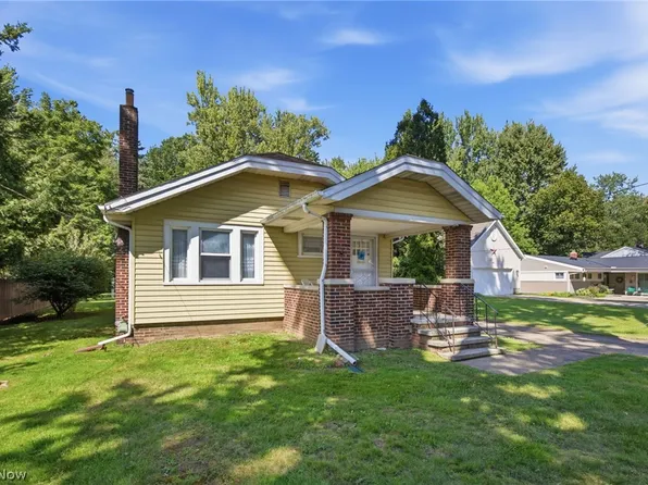 38905 Gardenside Dr, Willoughby, OH 44094