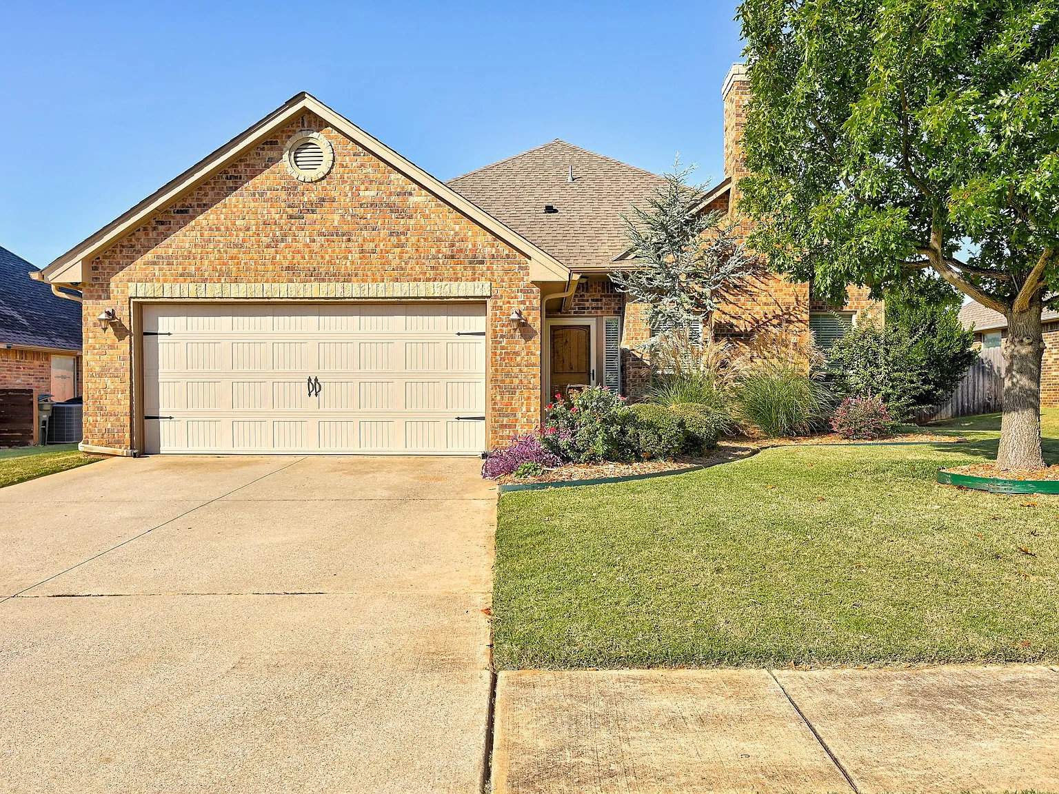 3 bed, 1509 sqft, $2,195 — Photo 2