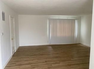 1935 Cloverfield Blvd, Santa Monica, CA 90404