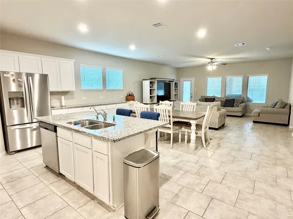 12354 New River Trl, Conroe, TX 77384