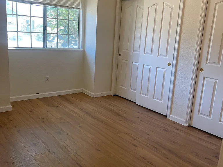 420 Goldrun Dr — Photo 4