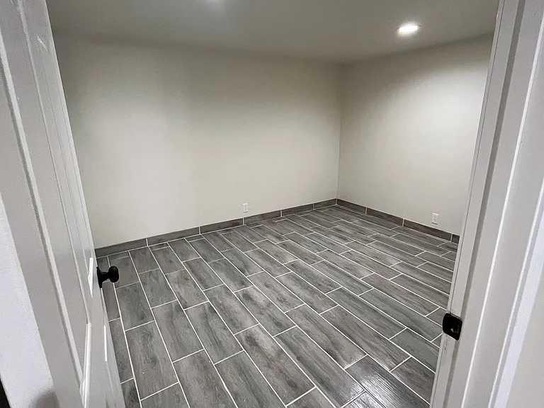 1617 Somerset Shire Dr — Photo 31