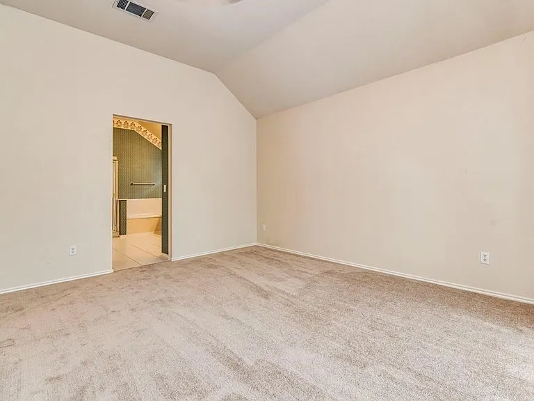 7715 Elkhorn Mountain Trl — Photo 12