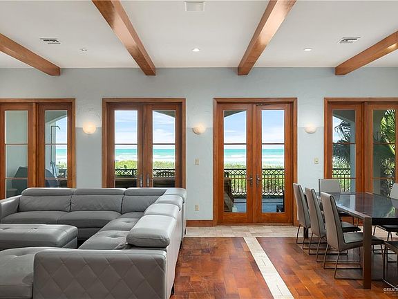4th image of 4616 Gulf Blvd #S