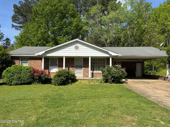 83 Chipwood Dr, Jackson, TN 38301