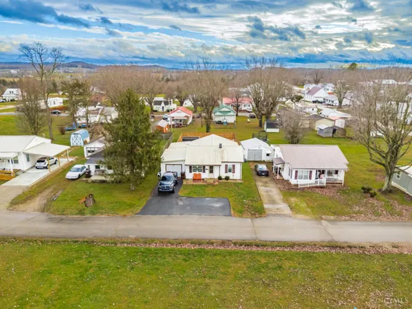 225 Union St, Peebles, OH 45660