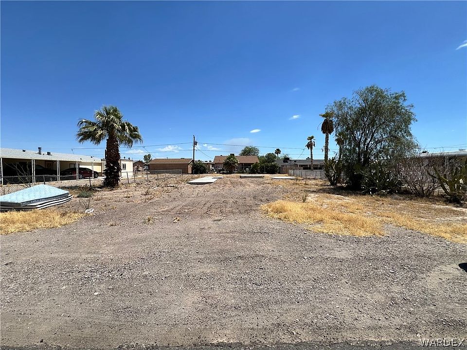 1st image of 1204 S Zircon Avenue