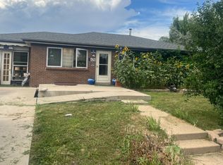 478 Titan Ct, Aurora, CO 80011