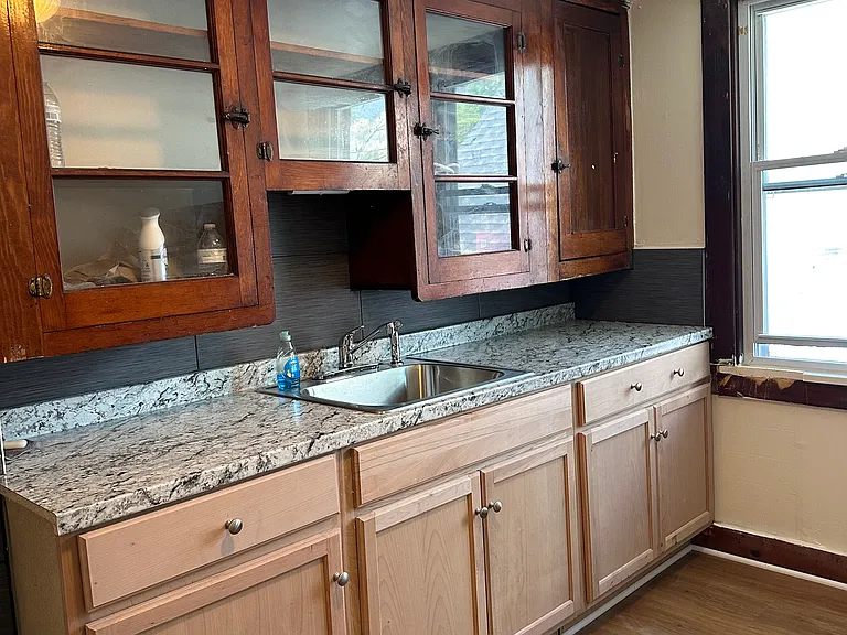 38 Colorado Ave — Photo 10