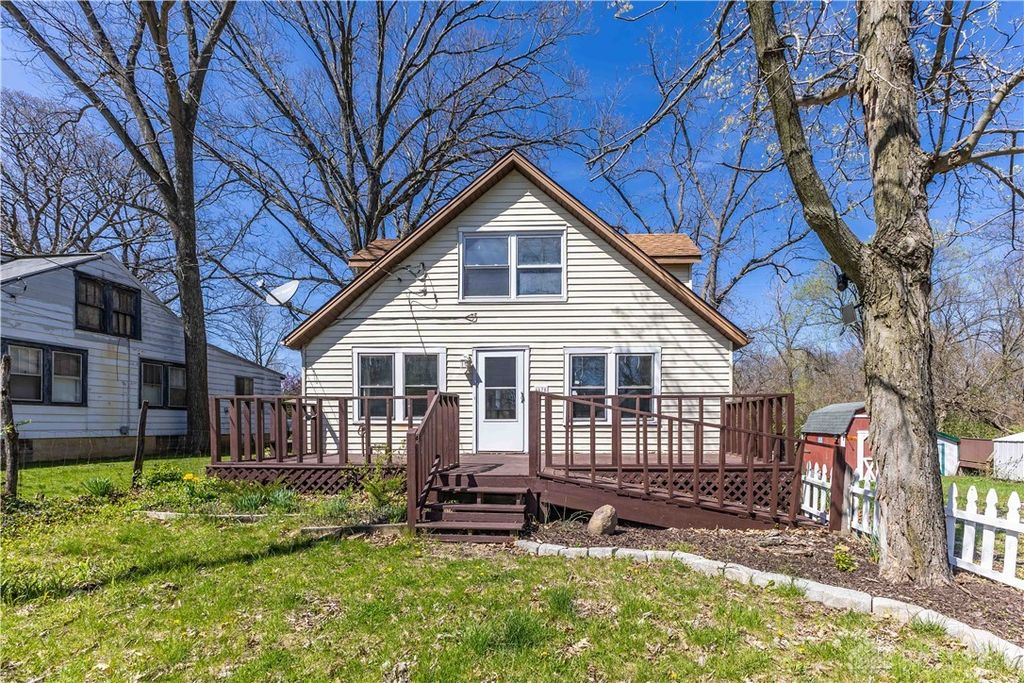 Real estate listing image