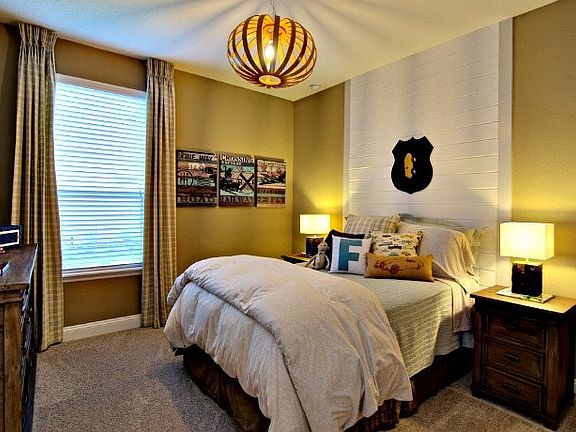 Genesis Bonus Bedroom