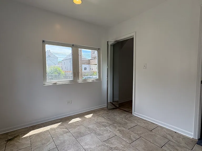 8513 S Sangamon St — Photo 10