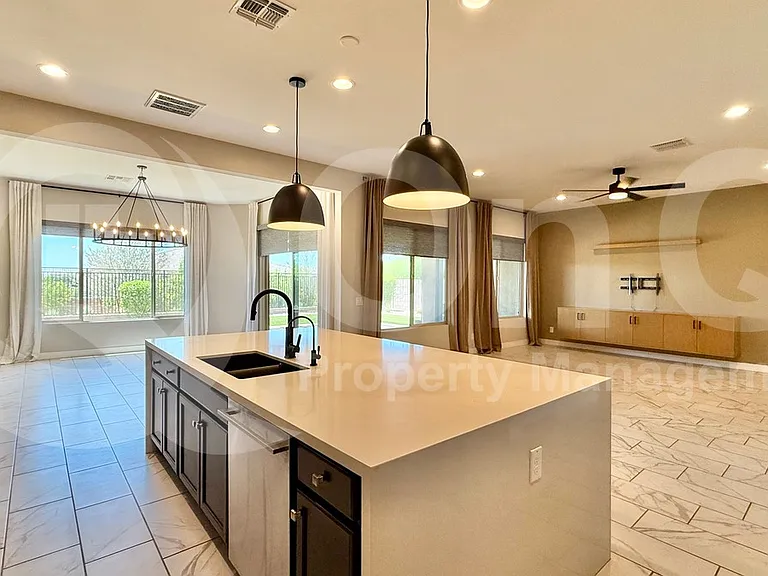 10741 E Tarragon Ave — Photo 5