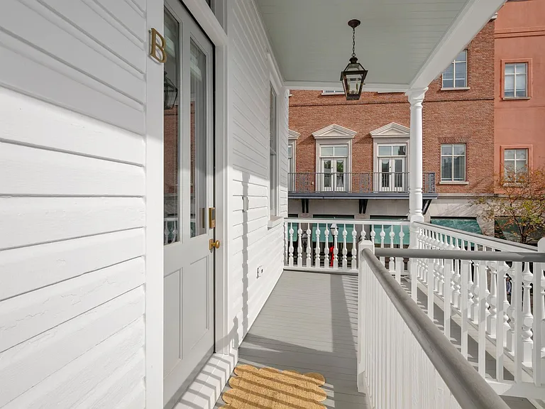 123 King St #B — Photo 19