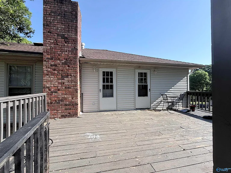 8711 Edgehill Dr SE — Photo 20