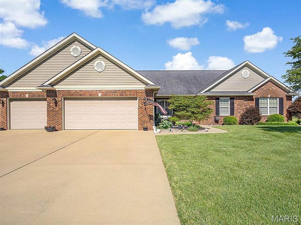 1st image of 4020 Autumn Oak Dr