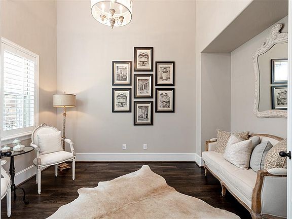 3rd image of 10143 Cypress Path
