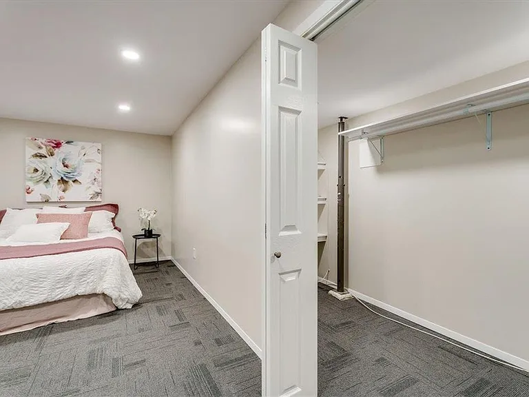 15 Lomond Blvd #15 — Photo 27