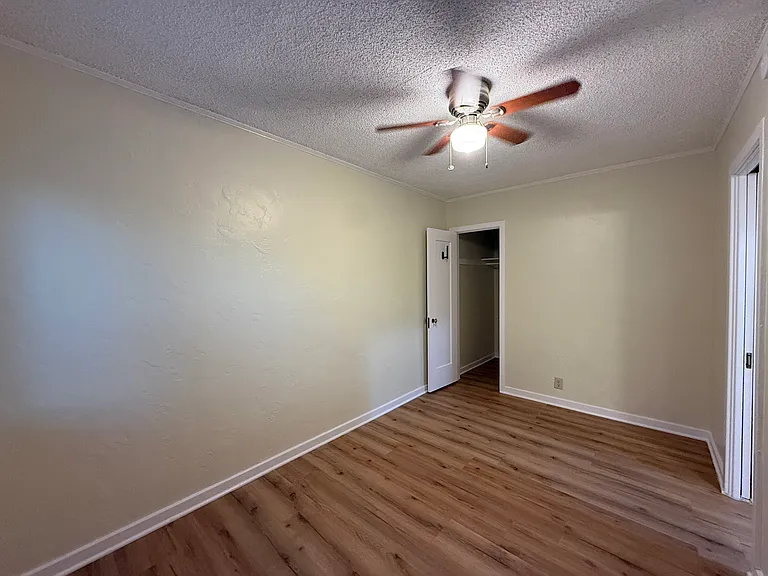 3043 1/2 Larga Ave — Photo 13