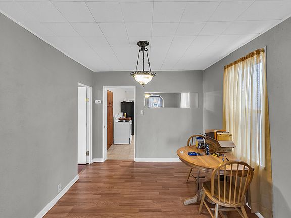 5th image of 112 L St