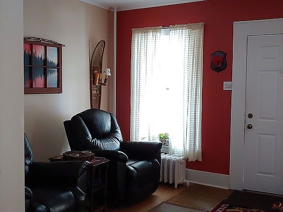 3rd image of 72 Glendale Ave