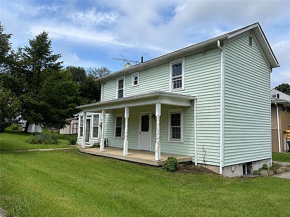 2nd image of 1526 6th St