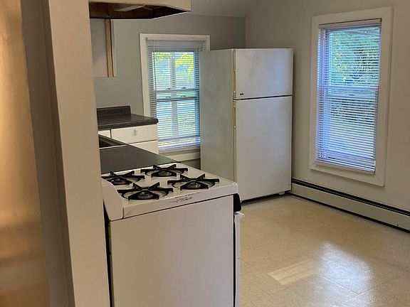 4th image of 1117-1119 Milton Tpke