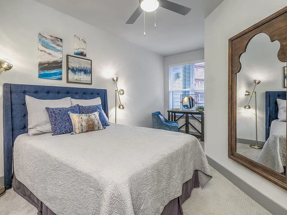 Verde at McCullough Station apartments community photo