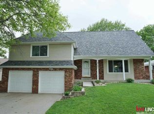 2751 N 74th St, Lincoln, NE 68507