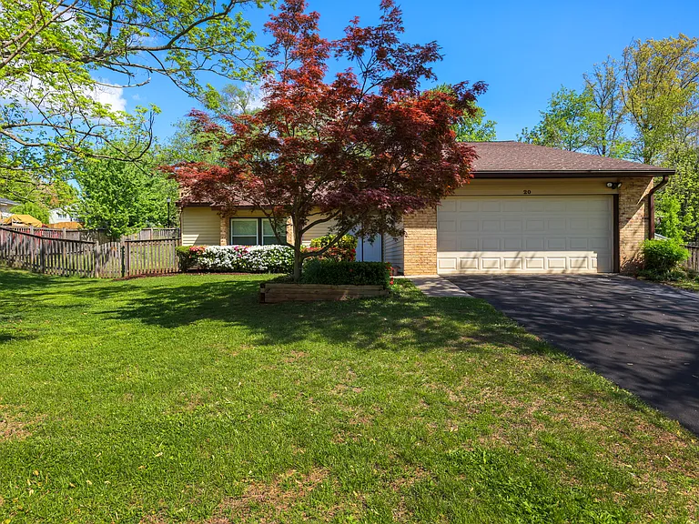 20 Running Brook Ln — Photo 47