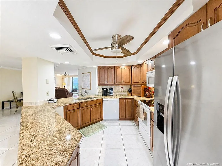 9500 S Ocean Dr #1307 — Photo 6