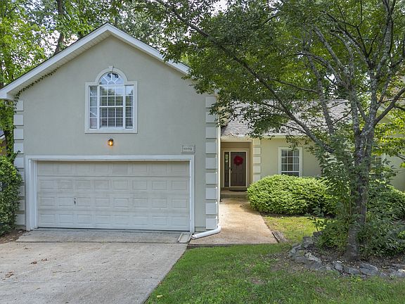 2nd image of 1004 Elmshade Ln