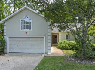 1004 Elmshade Ln, Nashville, TN 37211