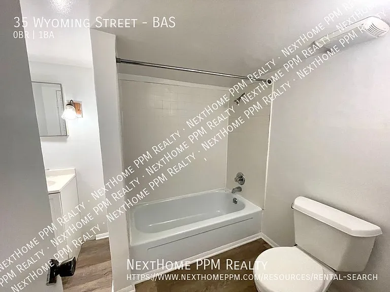 35 Wyoming St #BAS — Photo 8