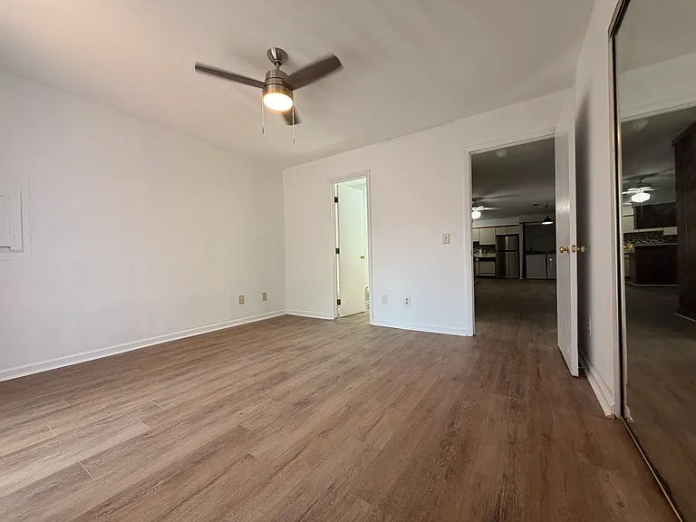 366 Summerwalk Cir — Photo 15