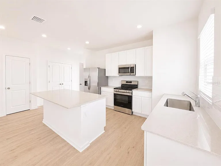 5115 Loyalty Dr — Photo 6
