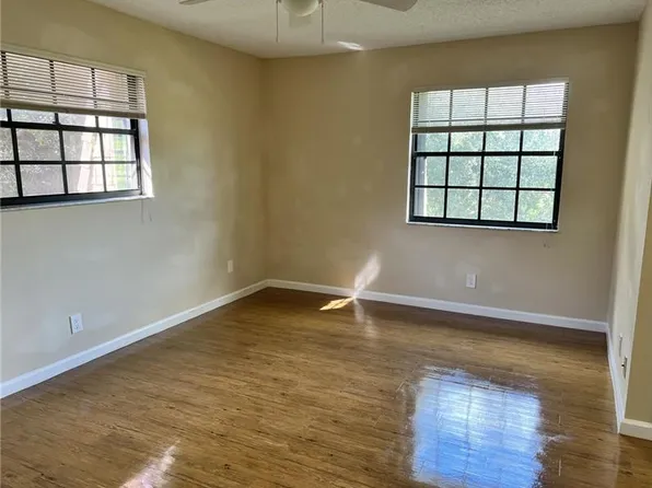 4149 Oak Terrace Dr, Greenacres, FL 33463